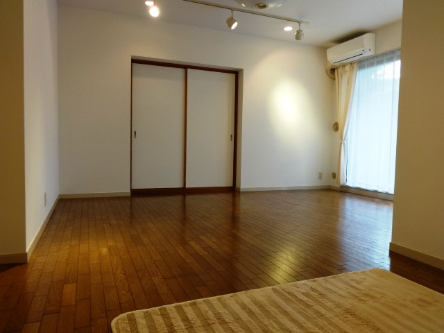 ライオンズマンション萩山の居間・リビング