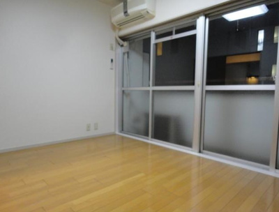 【居間・リビング】 | 原宿第１５宮庭マンション