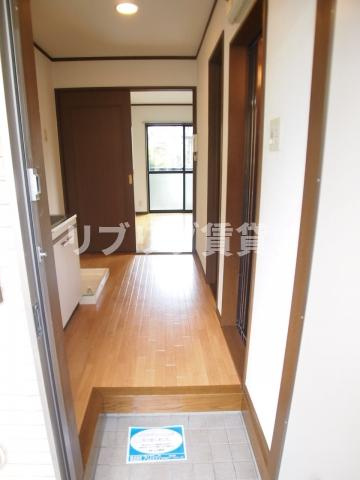 アルト弁天の玄関