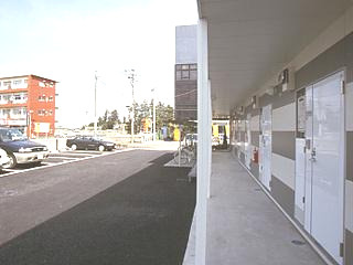 【エントランス】 | ボヌール成田