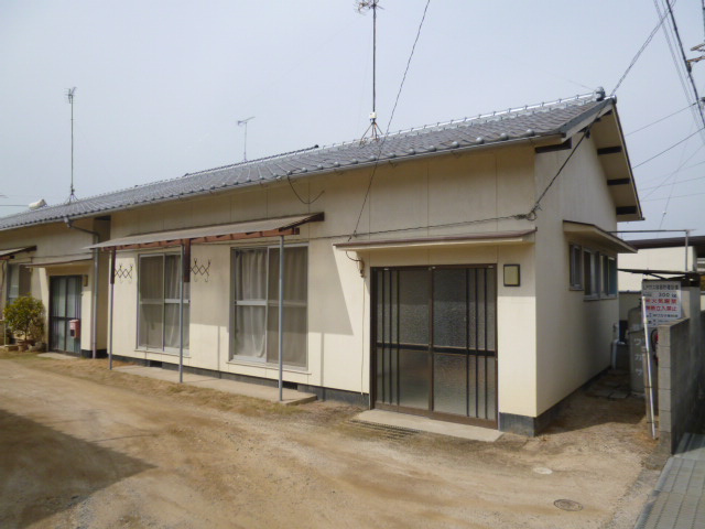 倉敷市中島の一戸建ての外観