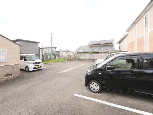 La・Rochelleの駐車場|駐車場です