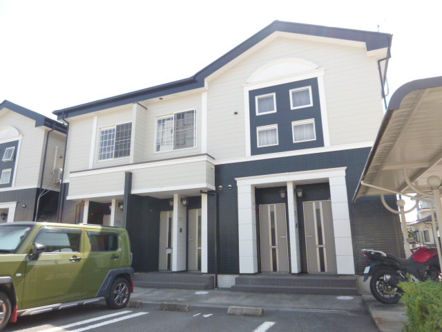 ＧＲＡＣＥＬＡＮＤ　Ｂの外観