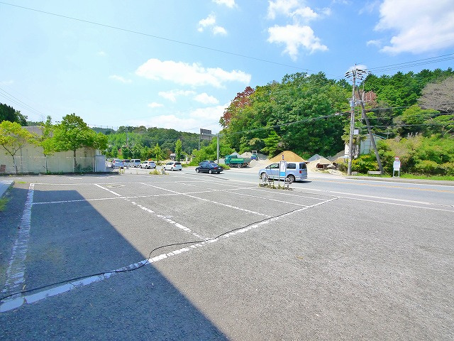 豊光第三ビルの駐車場