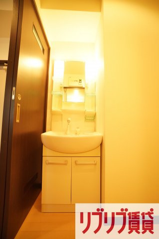 シャンプランの独立洗面台