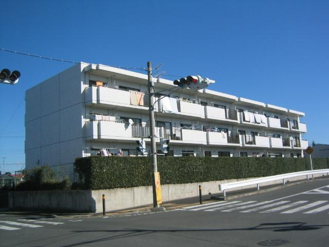 ヒルズ岡徳の外観