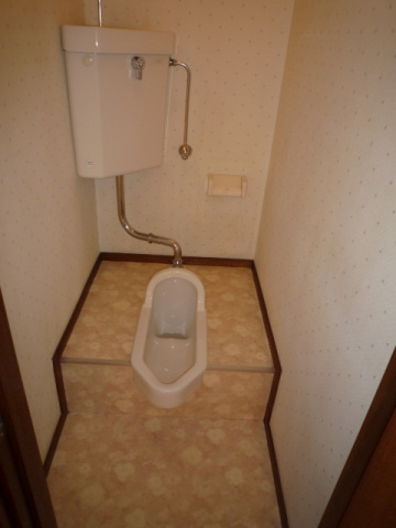 増田邸貸家のトイレ