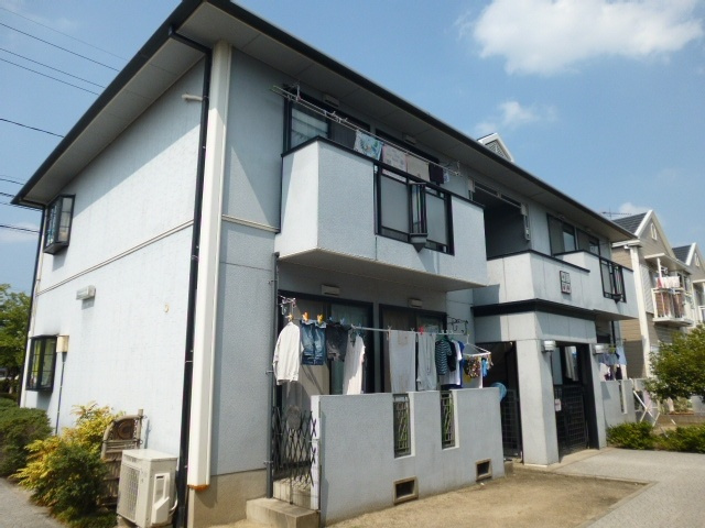 総社市中央４丁目のアパートの外観|全室角部屋