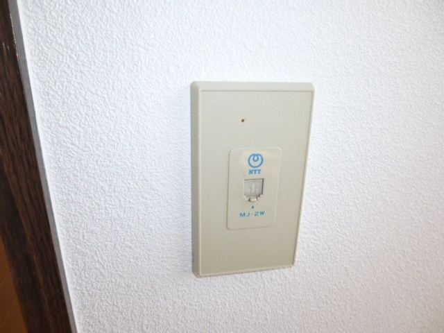 ファミールササキの設備|電話モジュラー