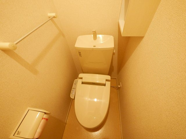 フラン・ベル（天理市）のトイレ|落ち着いた色調のトイレです
