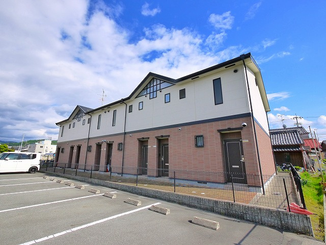 クレストールガーデンKの外観|外観もきれいです