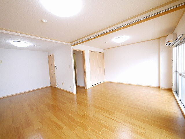 ライフ・イックスの居間・リビング|おしゃれな居間です