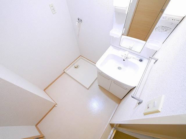 ライフ・イックスの収納|ちょっとした収納スペースも充実しています