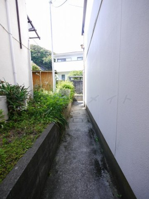 【エントランス】 | 西小路ハイツ