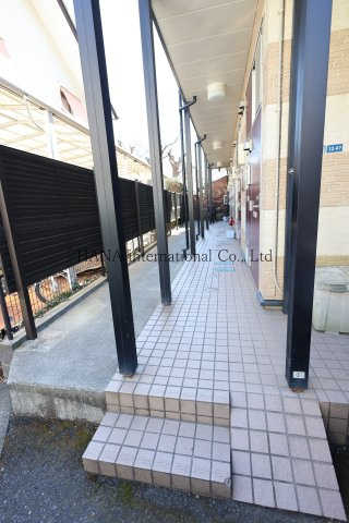 レオパレスサザン茅ヶ崎のエントランス|サザン茅ヶ崎