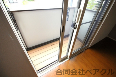 【バルコニー】 | アクティ勧修 | 落ち着いた時間を過ごせるバルコニーです
