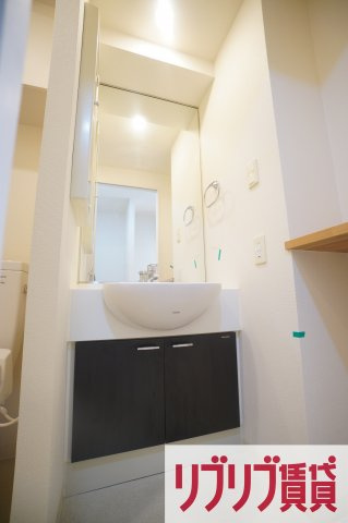 ウィルテラス千葉中央の独立洗面台