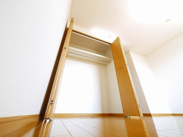 カモミール・西大寺Ａの洋室|個人の部屋や寝室として使える洋室です