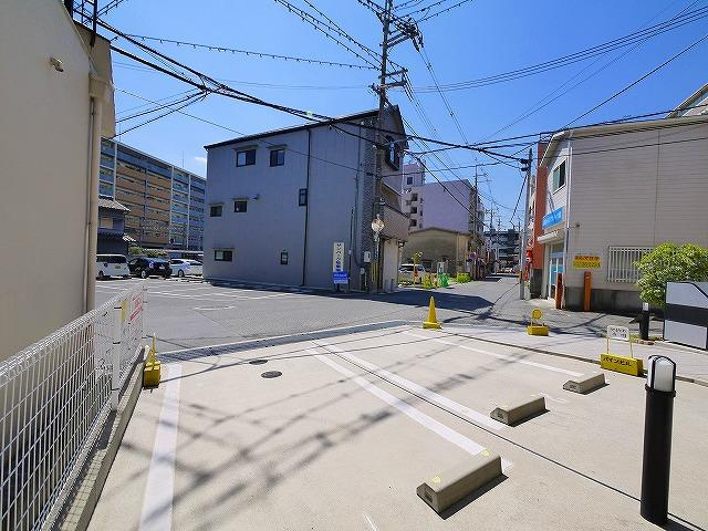 パイン　ヒルの駐車場|駐車場完備です