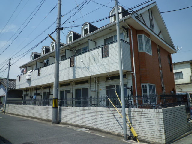 倉敷市日ノ出町２丁目のアパートの外観