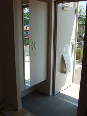 【玄関】 | ヒルズＢ