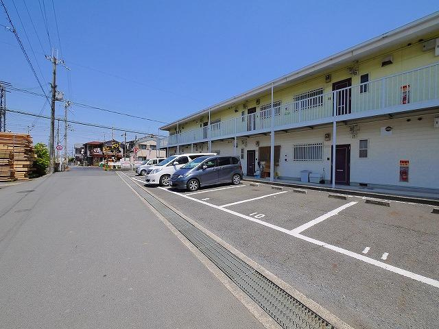 クレアール２１の駐車場|駐車場完備です