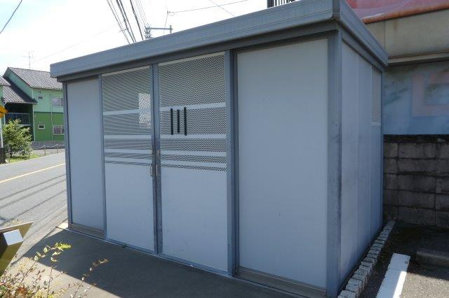倉敷市西中新田のアパートのその他共用部分|敷地内専用ゴミステーション
