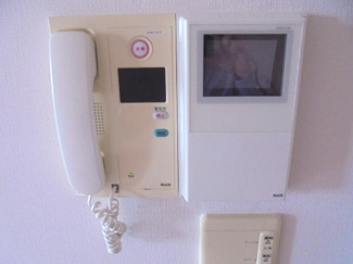 【設備】 | セレッソコート千里山ツインヒルズ壱番館 | モニター付きインターホン★