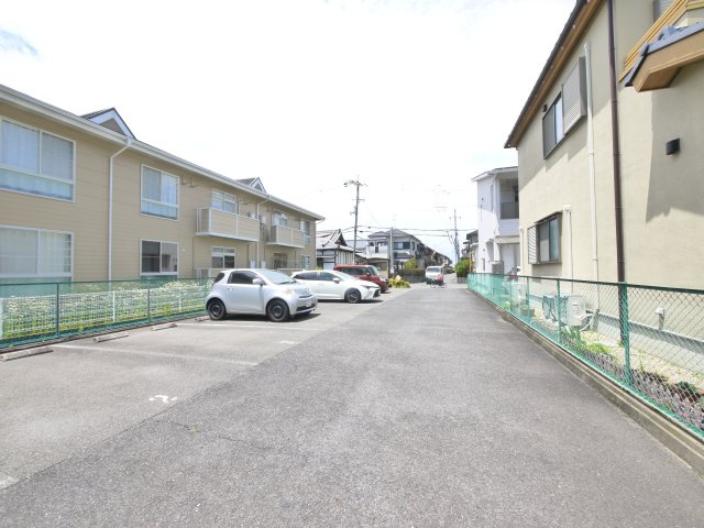 セゾンフルーレの駐車場|駐車場です