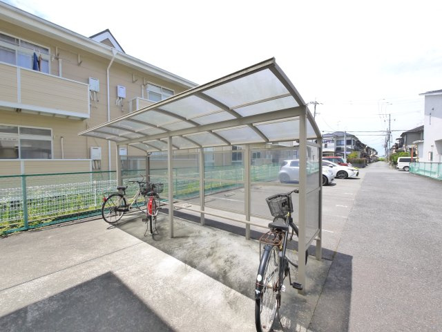 セゾンフルーレのその他共用部分|自転車置き場