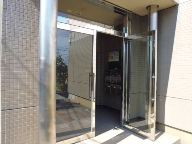 ルミエールのエントランス