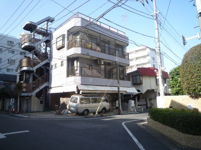 プロキオン小石川の外観