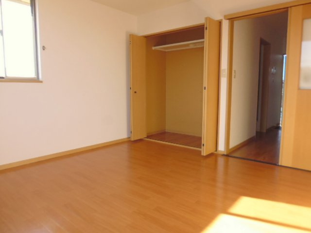 ディアコート　Ｂの居間・リビング|洋室