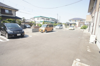 【駐車場】
