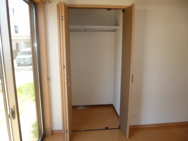 山本平田貸家の収納