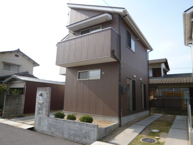 山本平田貸家の外観