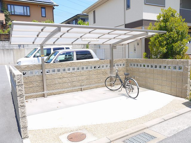 アズールＡ・Ｂのその他共用部分|駐輪場
