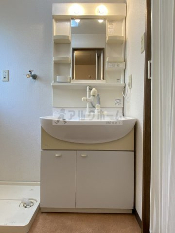 メゾンプチフォーレの独立洗面台