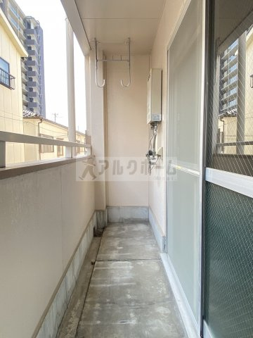 メゾンプチフォーレのバルコニー