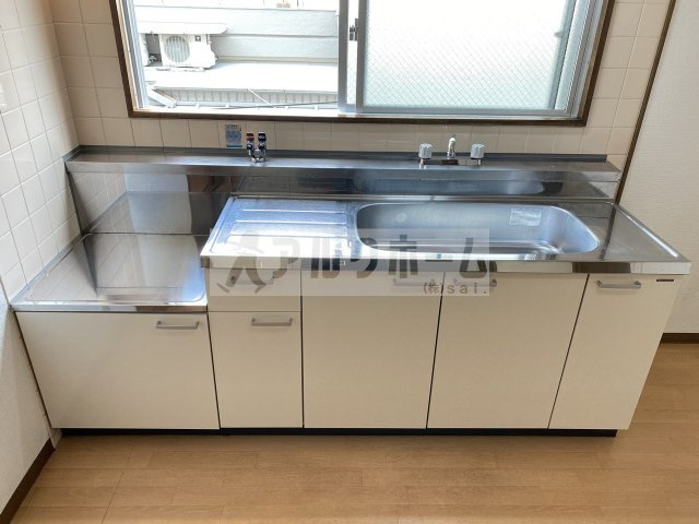 メゾンプチフォーレのキッチン