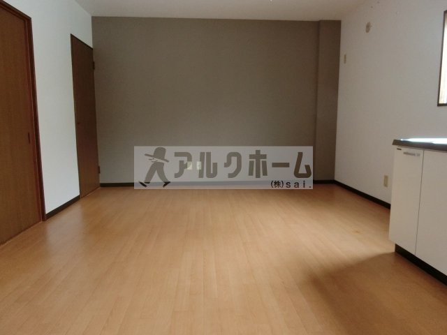 メゾンプチフォーレの居間・リビング|メゾンプチフォーレ（柏原市清州）　リビング