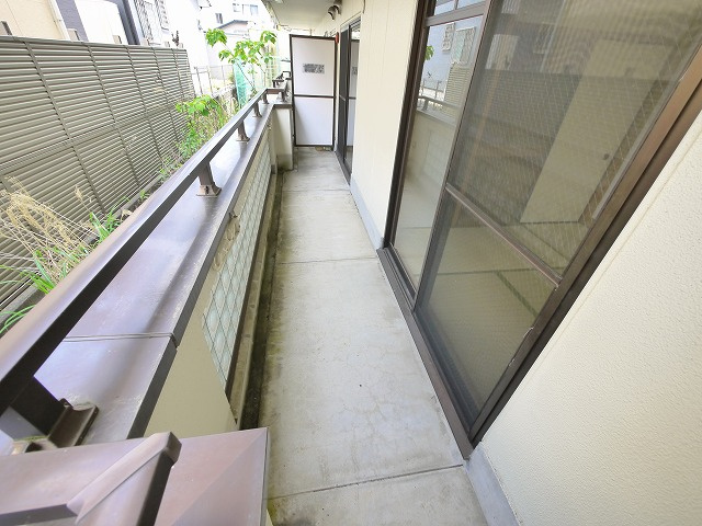 ダルバールやまとのバルコニー