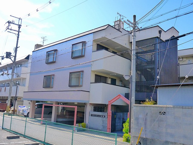 シティパレス本田の外観