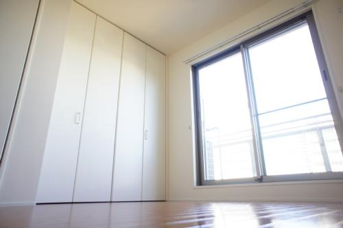 【寝室】 | シャーメゾン天沼 | 明るいフローリングのお部屋です。