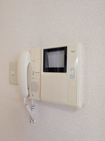 【セキュリティ】 | ｄ’Ｓ | TV付きインターホンでセキュリティ面も安心です