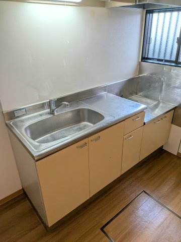 【キッチン】 | それいゆ湊 | 2口ガスコンロ設置可です。都市ガスです。