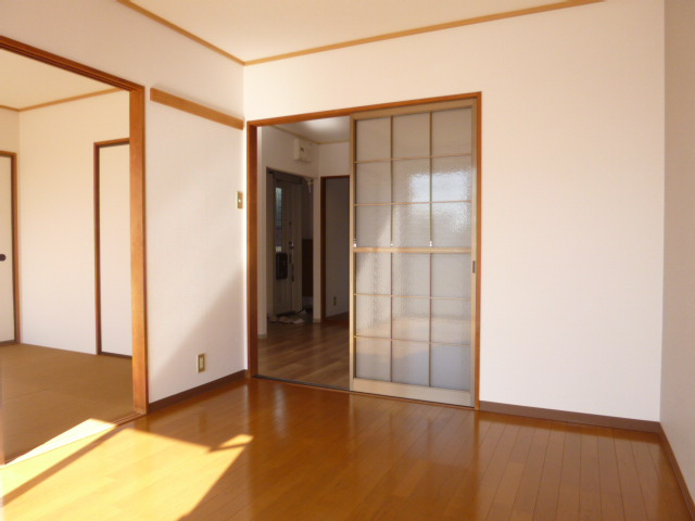 セジュール明石Ｂの居間・リビング