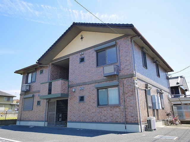 シャルマン高畑Aの外観|キレイな外観です。