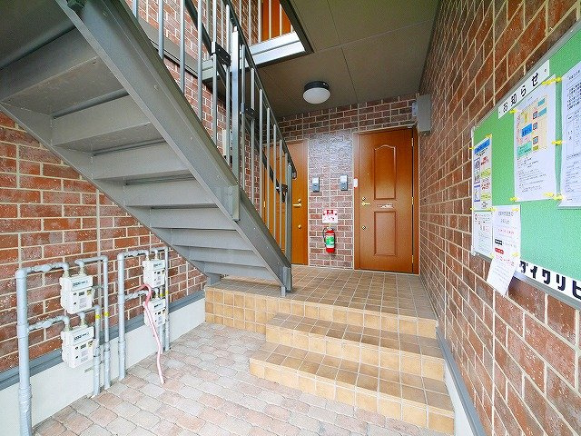 シャルマン高畑Aのその他共用部分|キレイな共有スペース