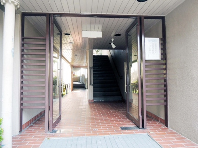 【エントランス】 | グランドメゾン中山